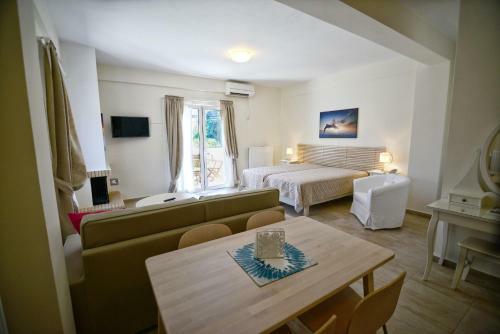 Apartamentos Peskesi Ikaria