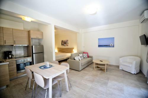 Apartamentos Peskesi Ikaria