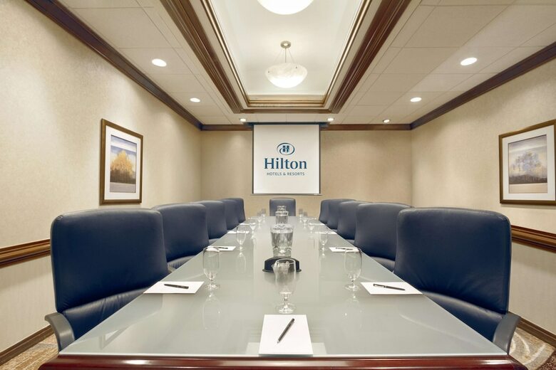 Hotel Hilton Durham Near Duke University