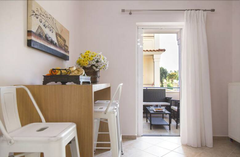 Apartamentos Marathias Boutique Villas