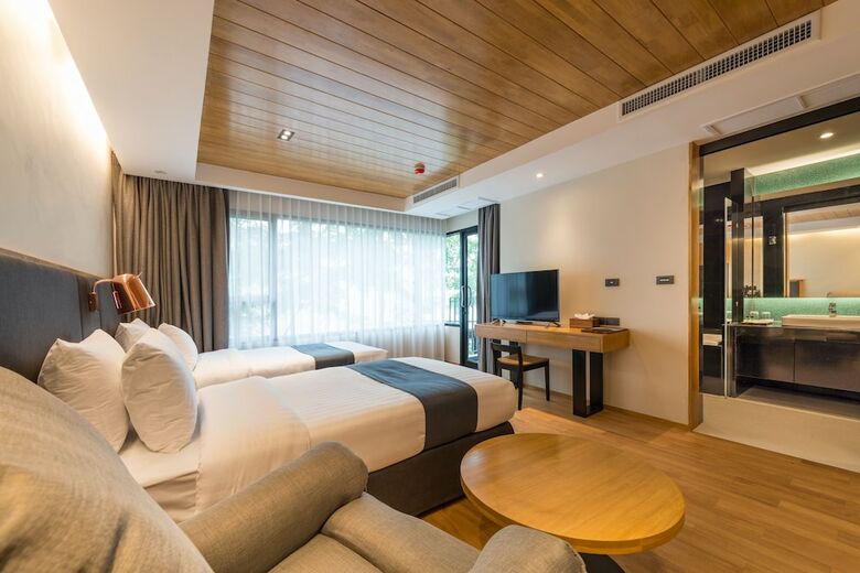 Asana Hotel & Residence