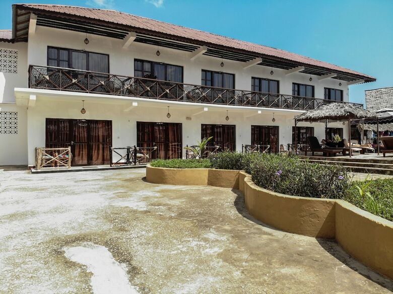Hotel Amaan Beach Bungalows