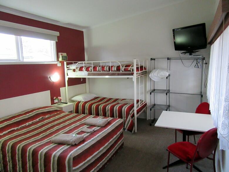 Highlander Haven Motel