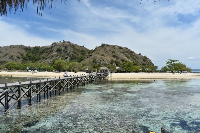 Hostal Kanawa Beach Resort