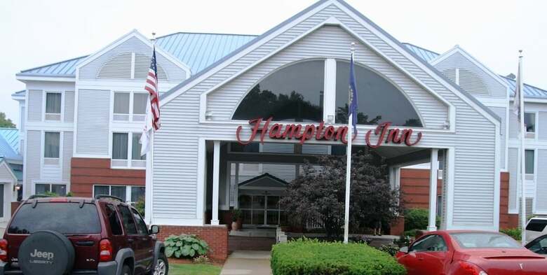 Hotel Hampton Inn By Hilton Concord/bow