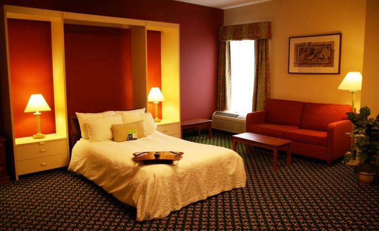 Hotel Hampton Inn By Hilton Concord/bow