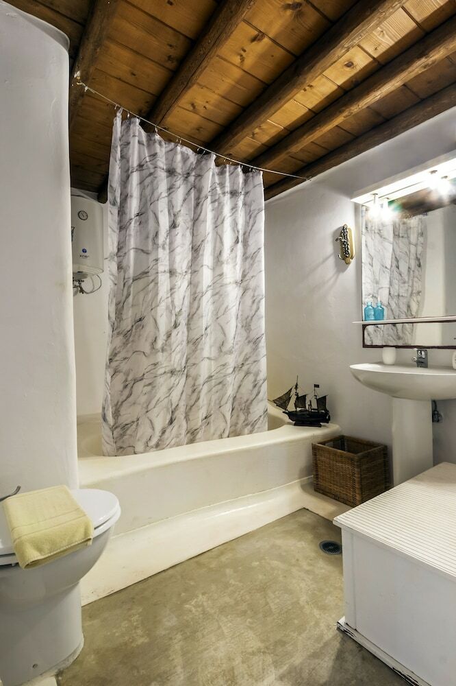 Apartamentos Ornos Suites