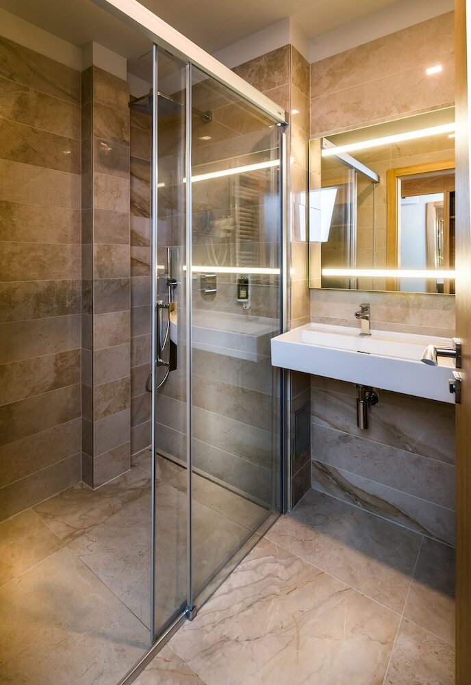 Hotel Galeria Thermal Be?e?ov�