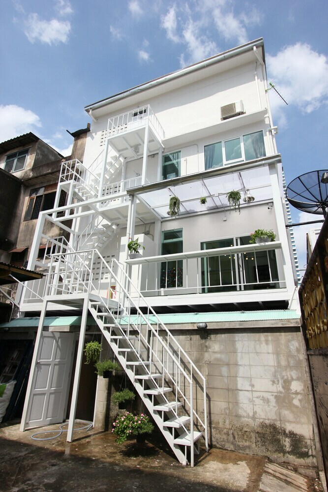 Hostal Diff Hostel
