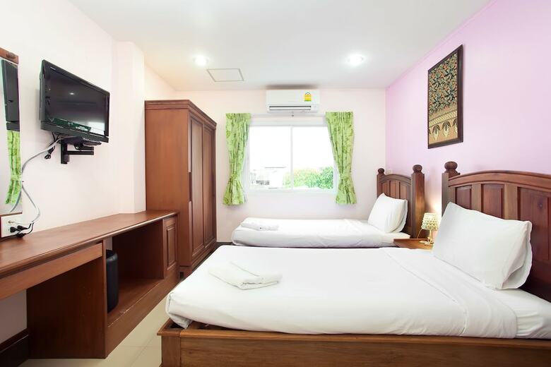 Hotel Baan Sutra Guesthouse