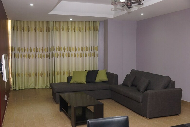 L� Ponye Hotel Apartment