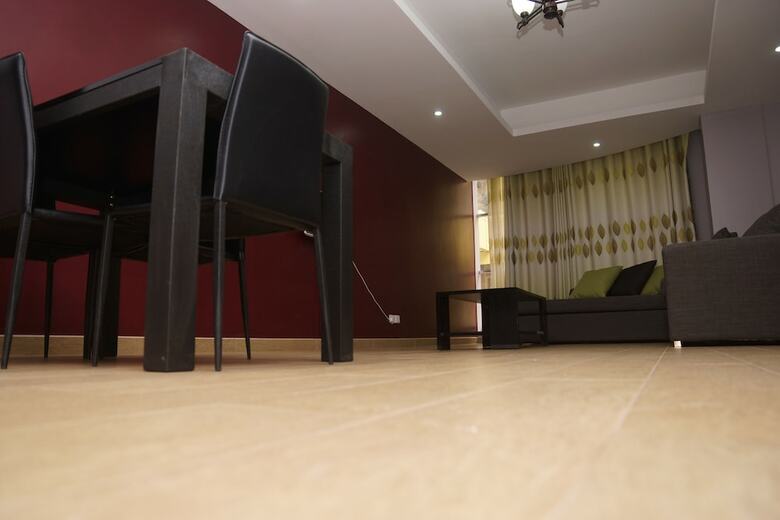 L� Ponye Hotel Apartment