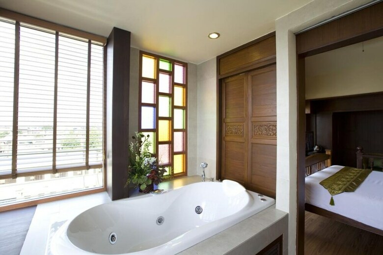 Lamphu Tree House Boutique Hotel