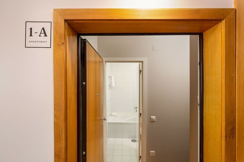 Your Opo Cl�rigos Apartments