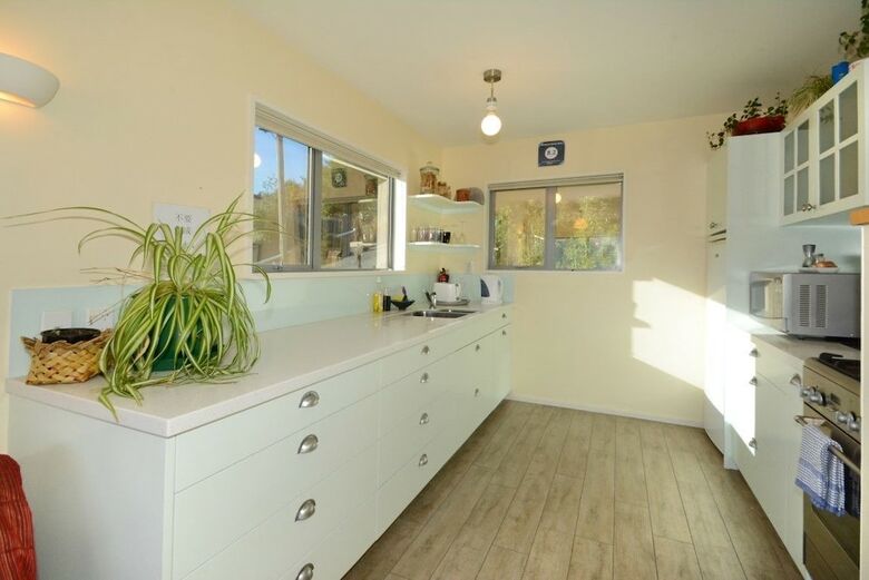 Baldwin Street Retreat