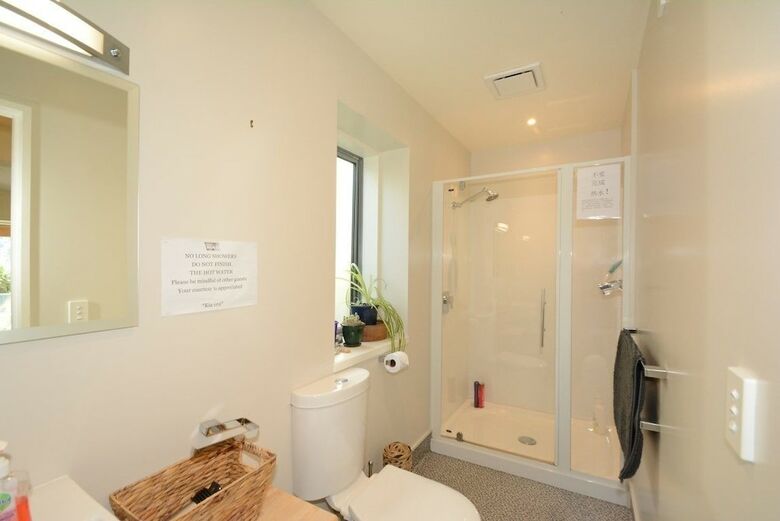 Baldwin Street Retreat