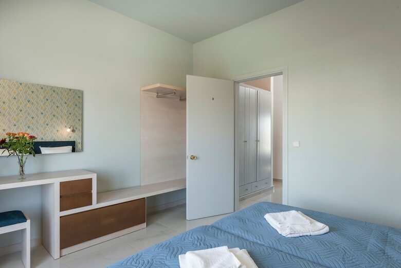 Esplanade Apartments