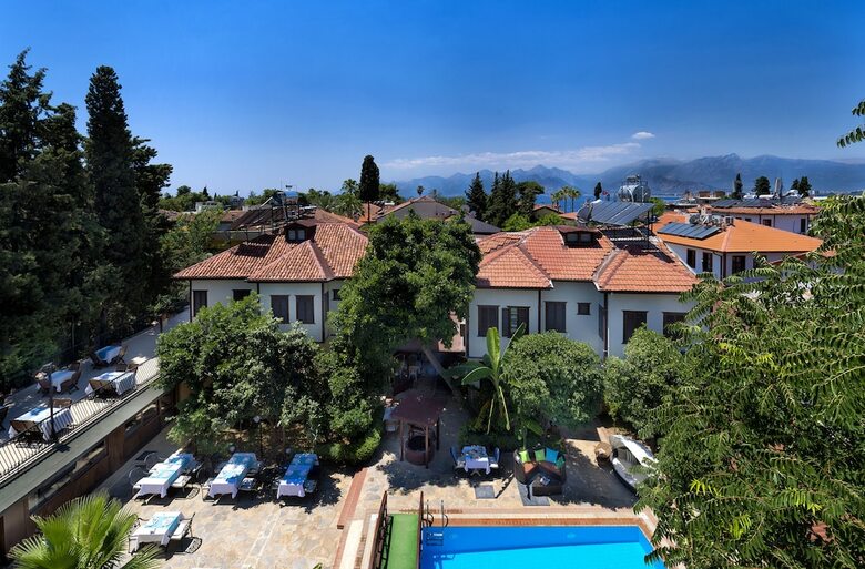 Hotel Castle Pansiyon