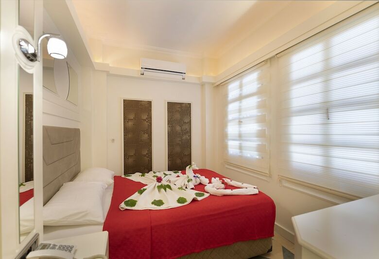Hotel Castle Pansiyon