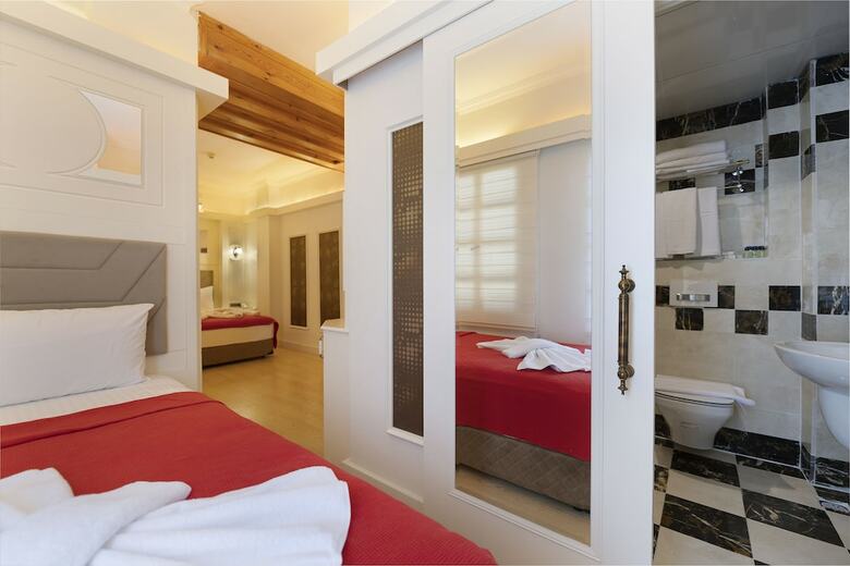 Hotel Castle Pansiyon