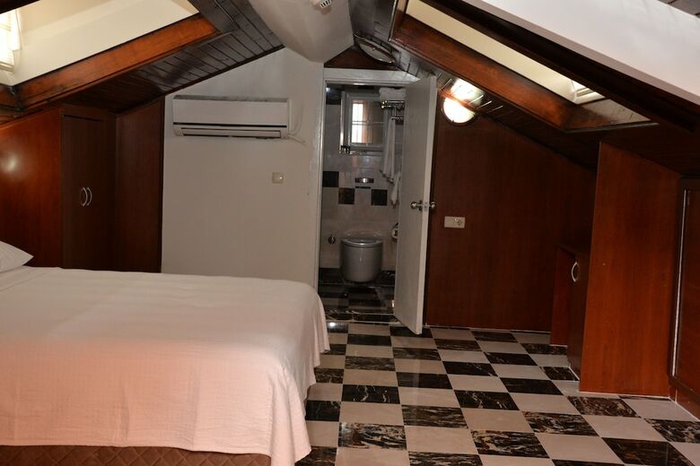 Hotel Castle Pansiyon