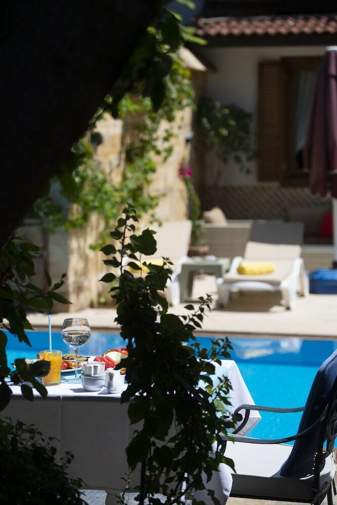 Hotel Castle Pansiyon