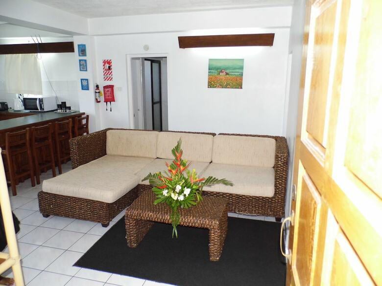 Aparthotel Island Accommodation Suva