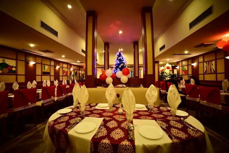 Grand Continental Hotel�