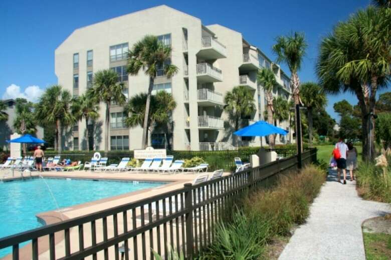 Shorewood Oceanfront - 2 & 3 Bedroom Villas