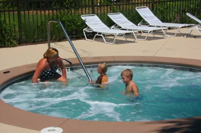Shorewood Oceanfront - 2 & 3 Bedroom Villas