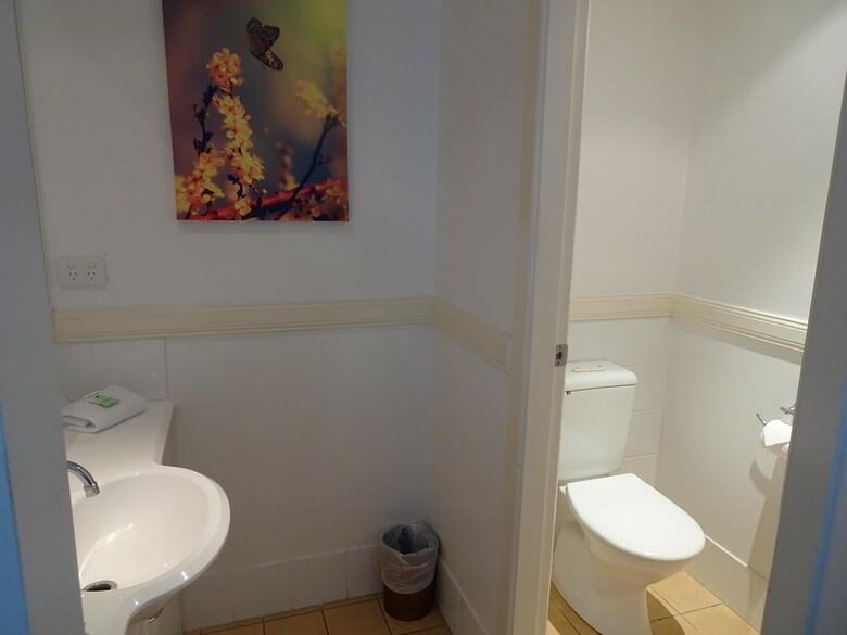 Sea Views At Aqualuna - 3 Bed Apartment
