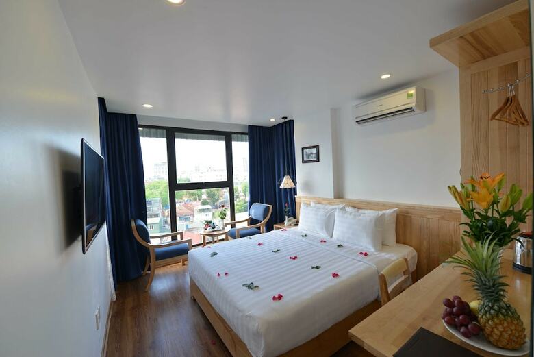 Blue Ha Noi Inn Legend Hotel