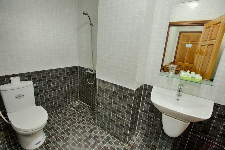 Vien Dong Hotel