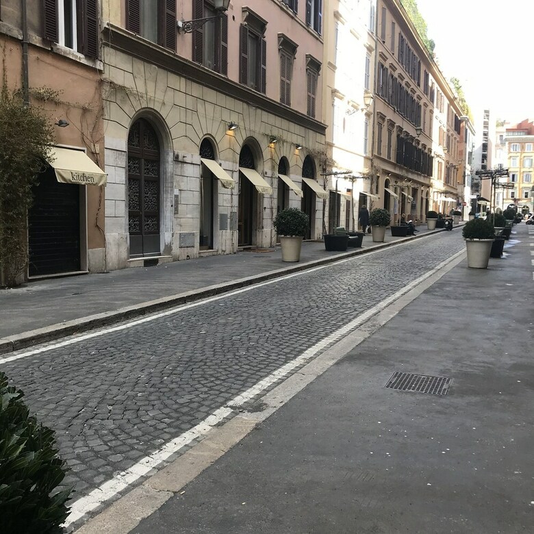 Ara Pacis Luxury Apartment
