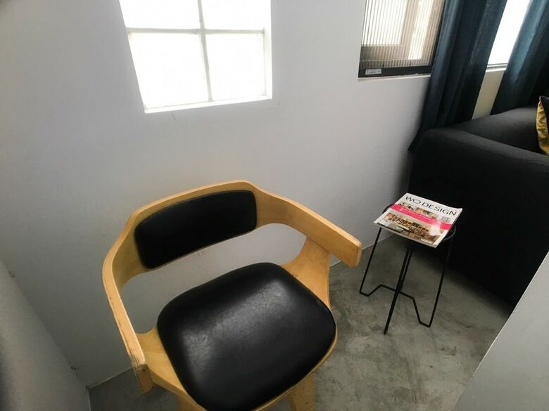 Hotel 9-1 House
