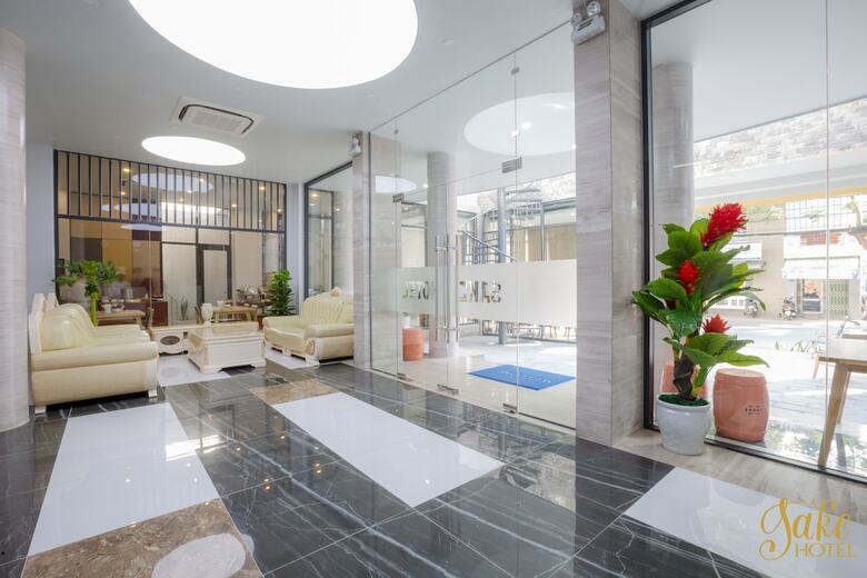 Sake Hotel