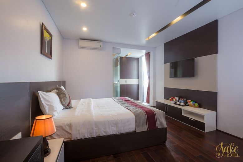Sake Hotel