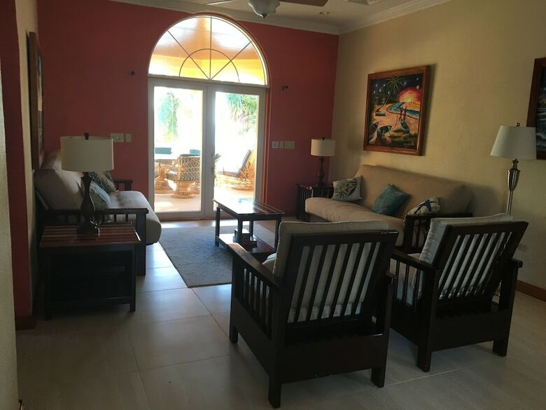 Blue Parrot Beach House