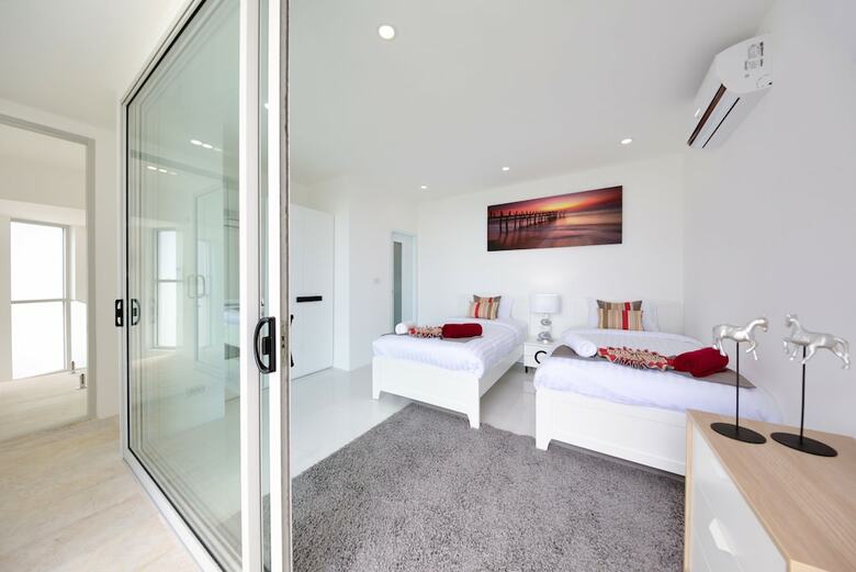 Lotus Villa Ultra Modern 3 Bedrooms
