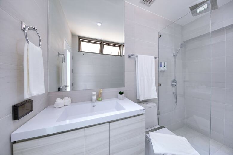 Amazing Seaview 3 Bedroom Villa Flora