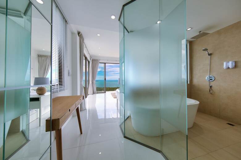 Amazing Seaview 3 Bedroom Villa Flora