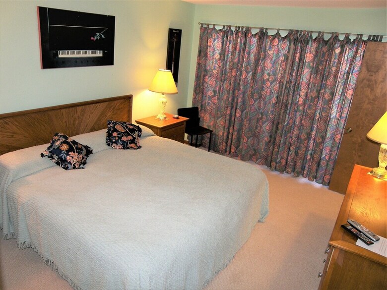 Mountainside 2 Bed 2 Bath