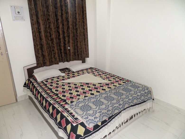 Hotel Royal Lodging