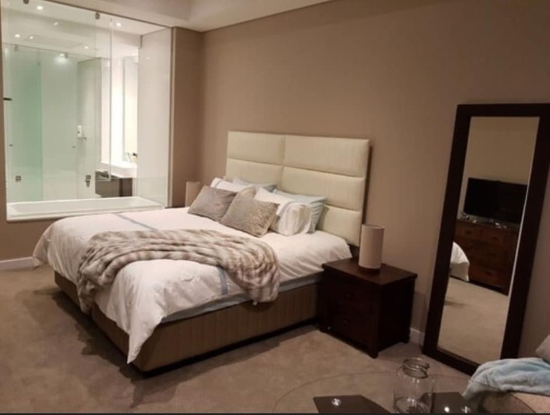 Aparthotel Sandton Skye Apartment - 616