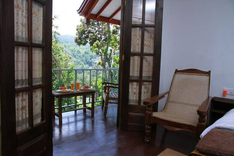 Hotel Ella Grand View