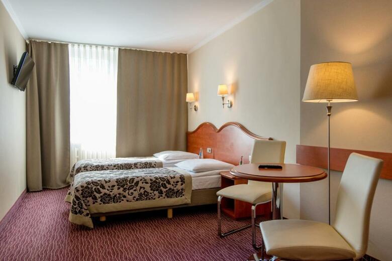 Hotel Krakus(.)