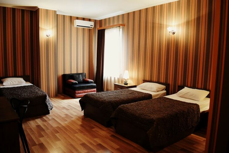 Darchi Hotel