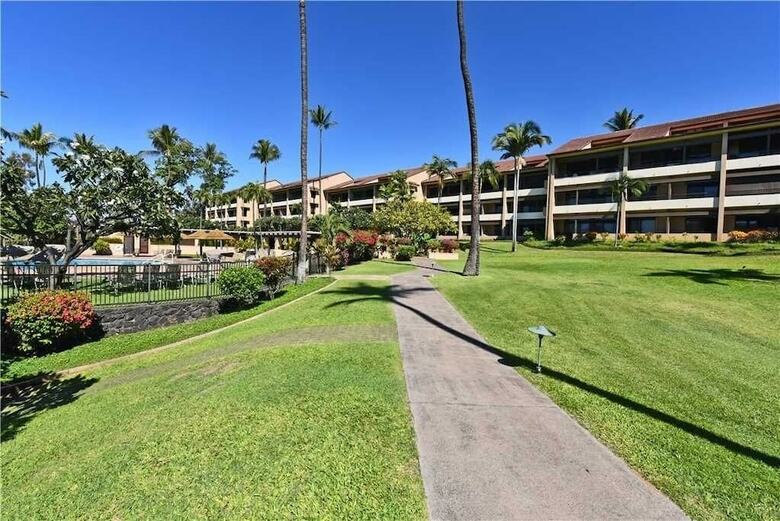 Kaanapali Royal #e302 - 2 Br Condo