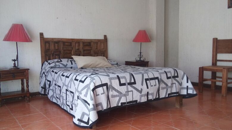 Hotel Do�a Chela En Calvillo