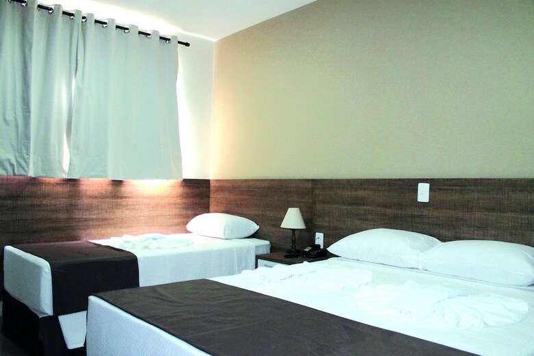 Avar� Plaza Hotel Plus